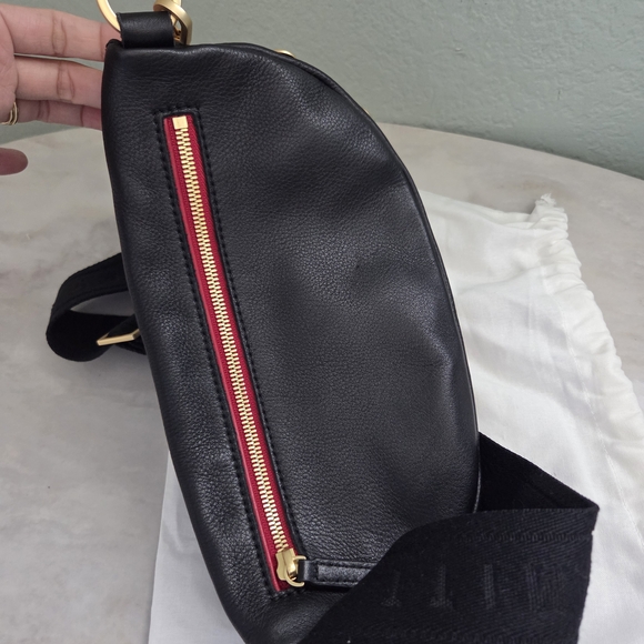 Hammitt Charles Medium Black / Gold - Picture 12 of 12